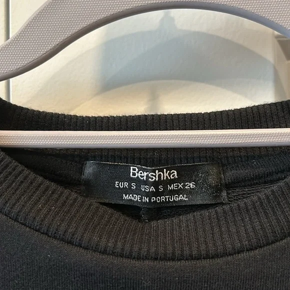 Berska Cotton Pullover with Wrist Ties - Picture 3 of 10